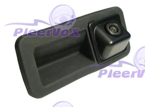 Камера заднего вида Pleervox PLV-CAM-LR01 для Land Rover Discovery, Freelander, Range Rover Sport (в ручку багажника)
