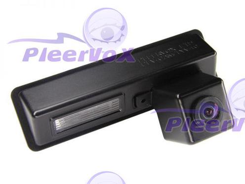 Камера заднего вила Pleervox PLV-CAM-MIT06 для Mitsubishi Pajero Sport (2008-)